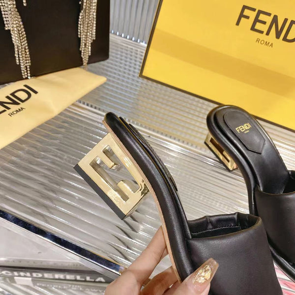 FENDI BAGUETTE SLIDES WOMEN IN BLACK CALFSKIN