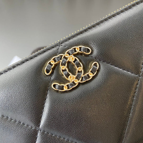 Portafoglio con cerniera CC 19 19 cm in pelle di vitello nera