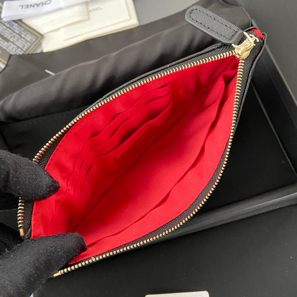 CC 19 Pouch 20cm Pelle di vitello nera