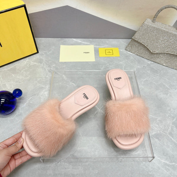 FENDI BAGUETTE MINK MEDIUM-HEELED 45MM IN NUDE BEIGE FUR AND LAMBSKIN