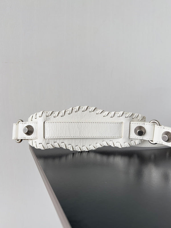 Balenciaga Neo Cagole scooter bag white lambskin 555322