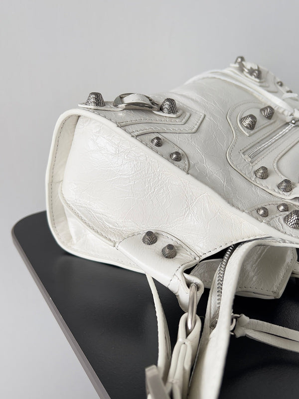 Balenciaga Neo Cagole scooter bag white lambskin 555322