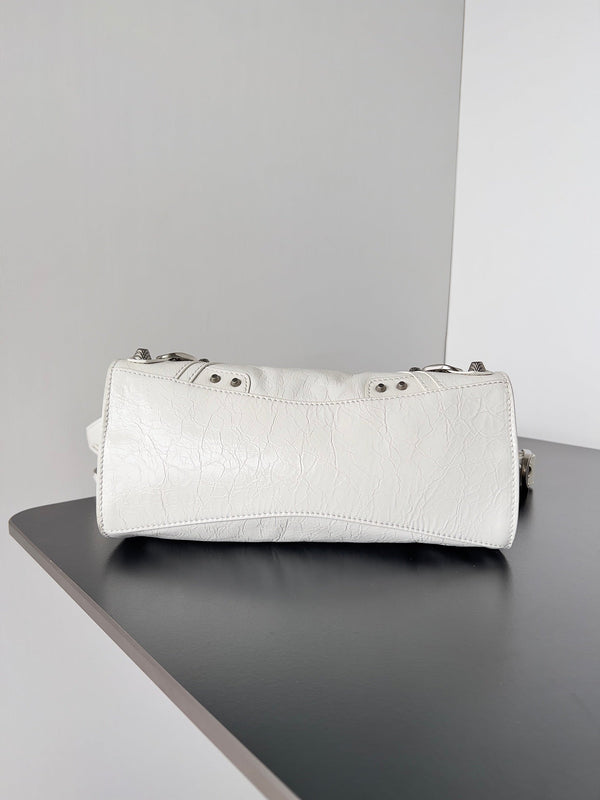 Balenciaga Neo Cagole scooter bag white lambskin 555322