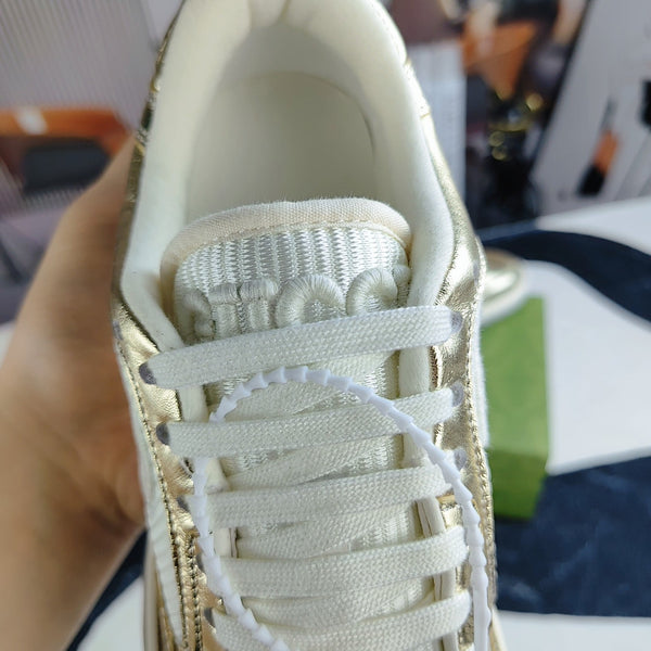 Sneaker GG da uomo MAC80 in pelle di vacchetta dorata 523617