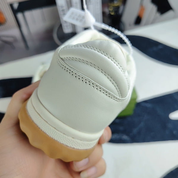 Sneaker GG da uomo MAC80 in pelle di vacchetta bianca 523616