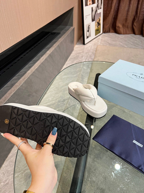 PRA THONG FLATFORM SANDALS WHITE LAMBSKIN