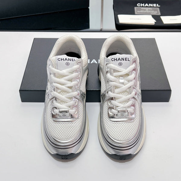 Sneaker CC in tessuto a rete bianco 149795