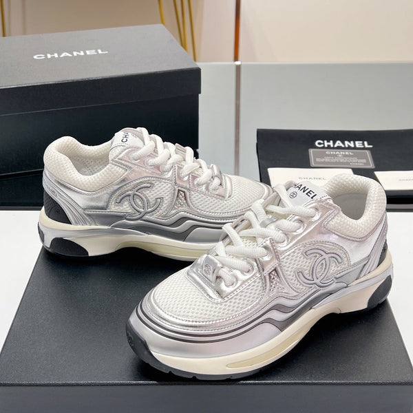 Sneaker CC in tessuto a rete bianco 149795