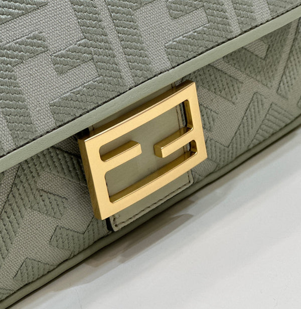 BAGUETTE WITH FF MOTIF 27 IN BITTER JACQUARD FABRIC GOLD HARDWARE