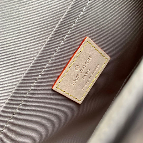 CLUNY MM 33 IN TELA MONOGRAM MARRONE