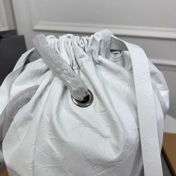 CRUSH LARGE TOTE BAG 46 IN WHITE CRUSHED CALFSKIN SILVER HARDWARE