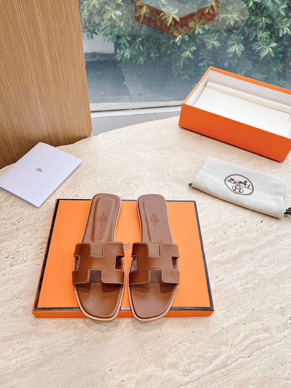 HM 25 Oran Sandal Brown Calfskin