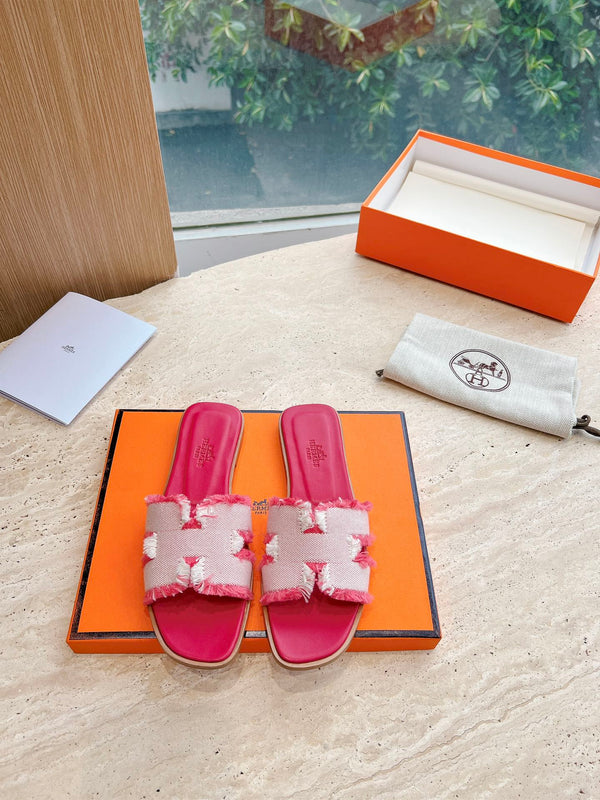 HM 25 Oran Sandal Dark Red Calfskin White Denim