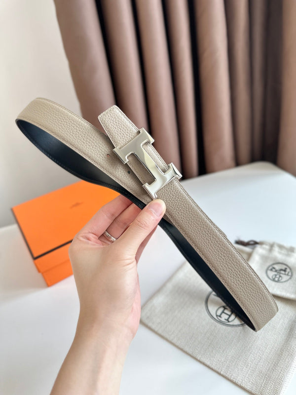 Cintura reversibile con fibbia H in argento HM da 32 mm, in pelle nera mista beige 124653