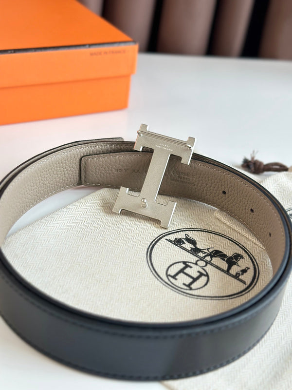 Cintura reversibile con fibbia H in argento HM da 32 mm, in pelle nera mista beige 124653