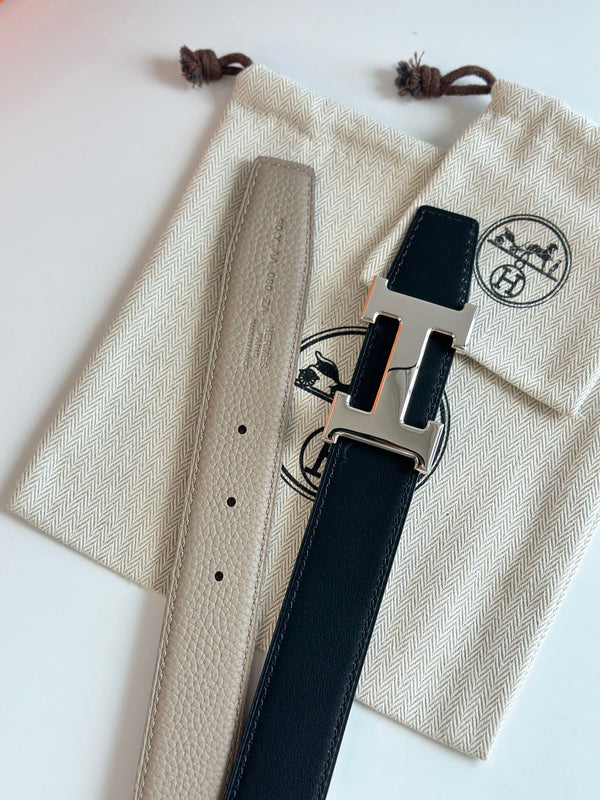 Cintura reversibile con fibbia H in argento HM da 32 mm, in pelle nera mista beige 124653
