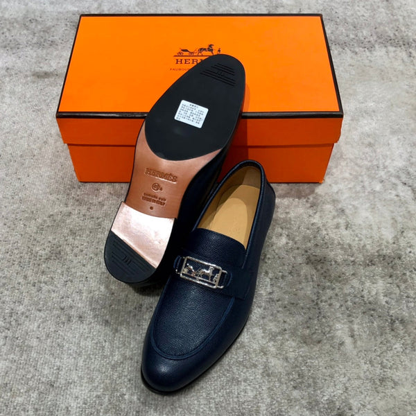 HM SILVER BUCKLE LOAFER NAVY CALFSKIN