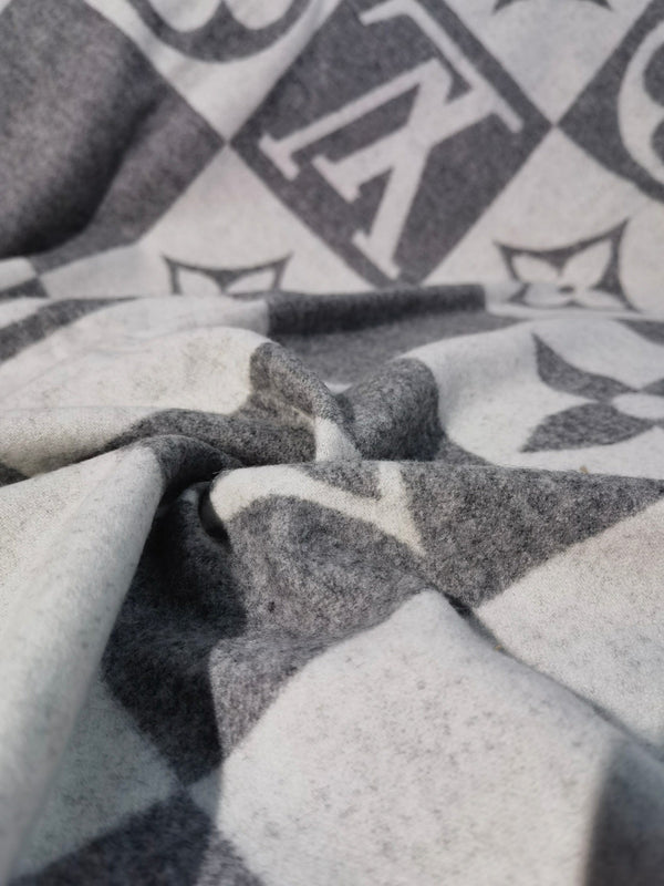 LV Checkmate Blanket Grey White