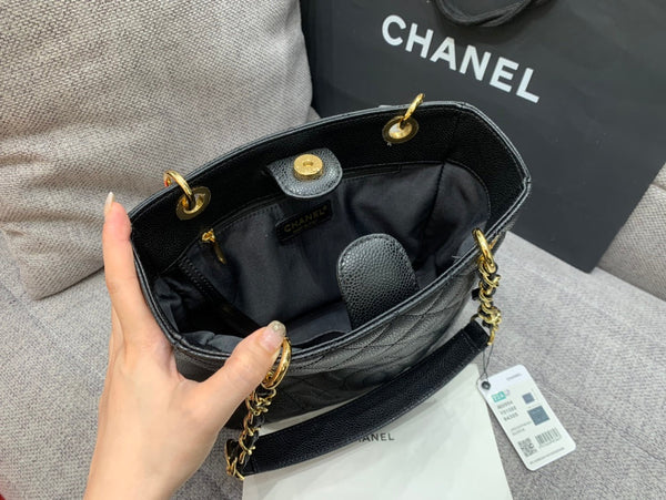 CLASSIC GRAND SHOPPING TOTE BAG 24CM BLACK CAVIAR GOLD HARDWARE