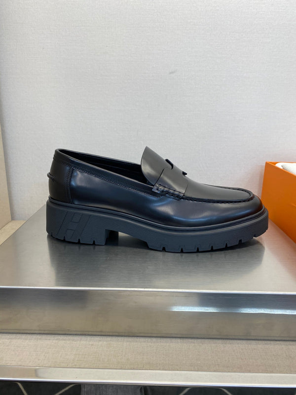 Mocassino Gentle da uomo HM in pelle di vitello nera 540804