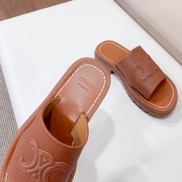 LEA TRIOMPHE PLATFORM SLIDES WOMEN VEGETABLE TANNED CALFSKIN BROWN