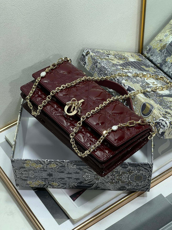 il mio cd mini 21 in pelle di agnello verniciata bordeaux