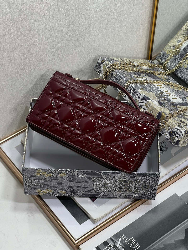 il mio cd mini 21 in pelle di agnello verniciata bordeaux