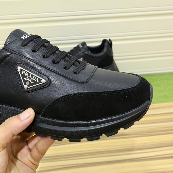 PRA SNEAKER IN BLACK CALFSKIN AND GREY SUEDE