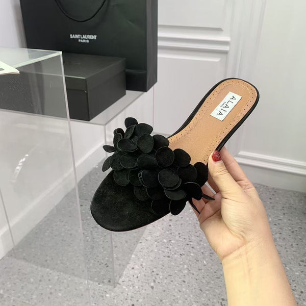 Alaia 25 Flower Slippers Black Sheepskin 293157