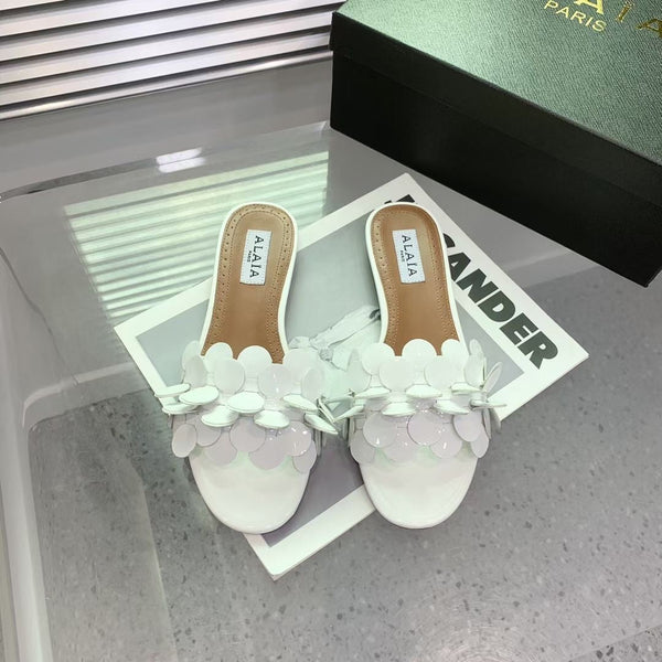 Alaia 25 Flower Slippers White Sheepskin 293161