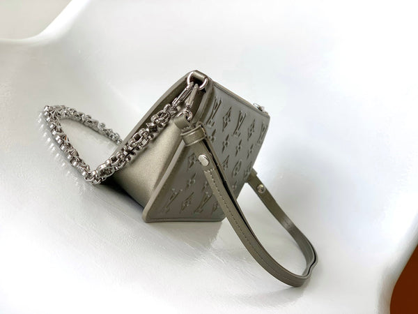 LV Lexington Pochette Shoulder Bag 21.5 Metallic Sliver Monogram Embossed Cafskin