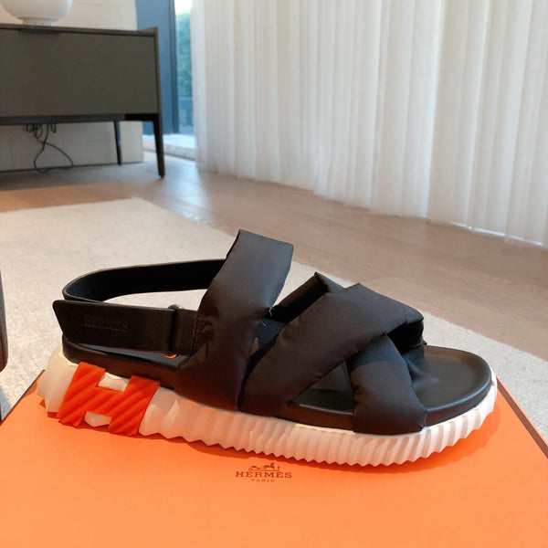 HM ELECTRIC SANDAL BLACK FABRIC AND CALFSKIN