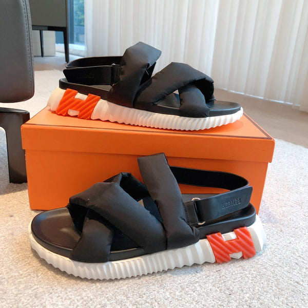 HM ELECTRIC SANDAL BLACK FABRIC AND CALFSKIN