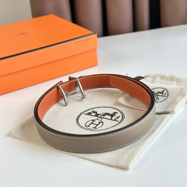 Fibbia HM Silver Mors H e cintura reversibile da 24 mm in pelle arancione beige 125356