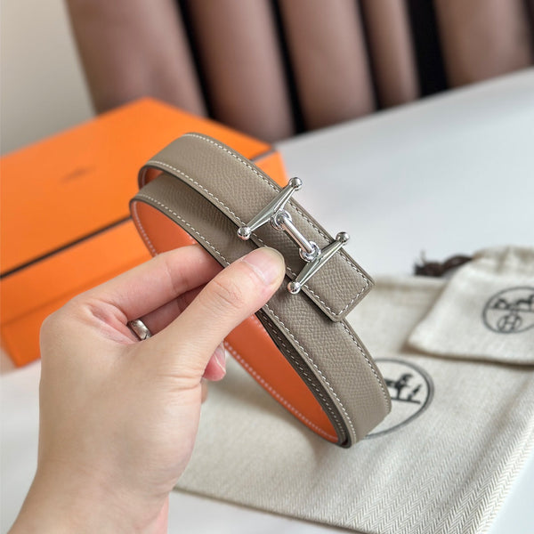 Fibbia HM Silver Mors H e cintura reversibile da 24 mm in pelle arancione beige 125356