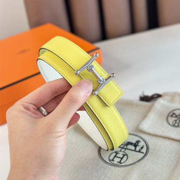 Fibbia HM Silver Mors H e cintura reversibile da 24 mm in pelle giallo beige 125367