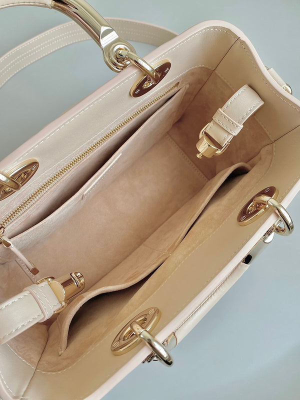 LADY 25 HANDBAG IN BEIGE CALFSKIN