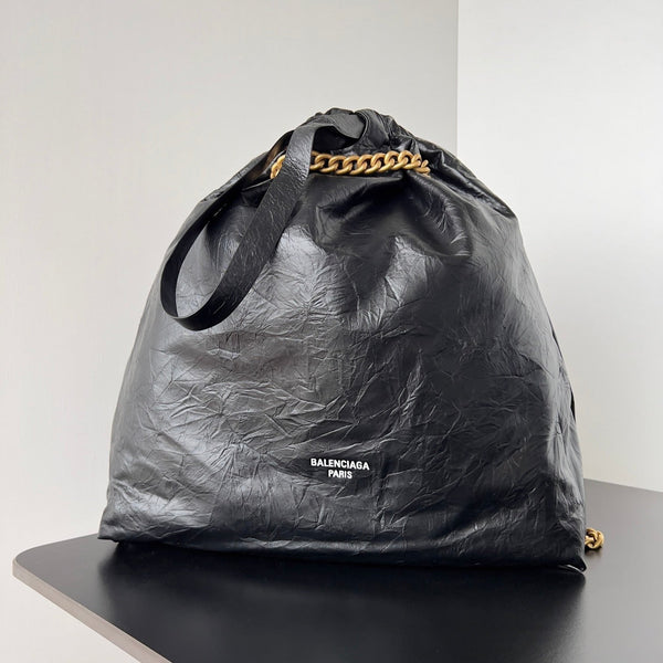 BORSA TOTE CRUSH GRANDE 46 IN PELLE DI VITELLO SCHIACCIATA NERA CON FERRAMENTA ORO