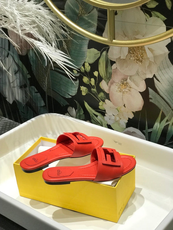 FENDI BAGUETTE SLIDES IN CHERRY RED LAMBSKIN