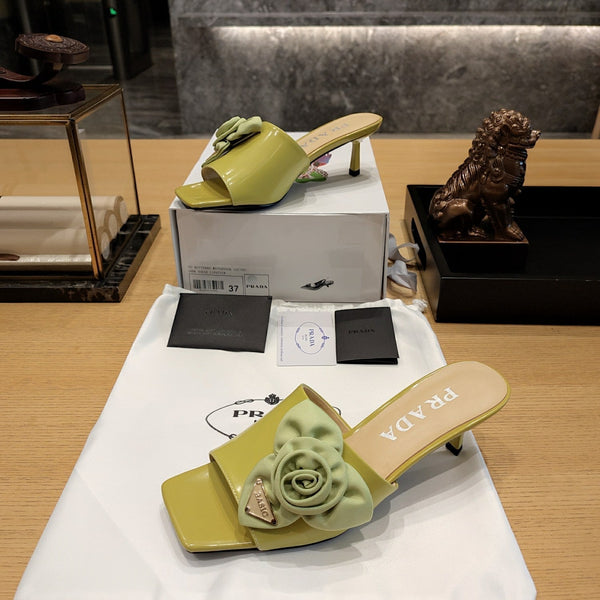 Prad 26s Open Toe Mules 45mm In Lime Yellow Patent Calfskin With Rosette