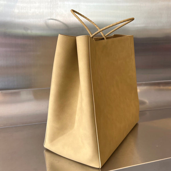 MEDIUM 32 BROWN BAG KRAFT CALFSKIN