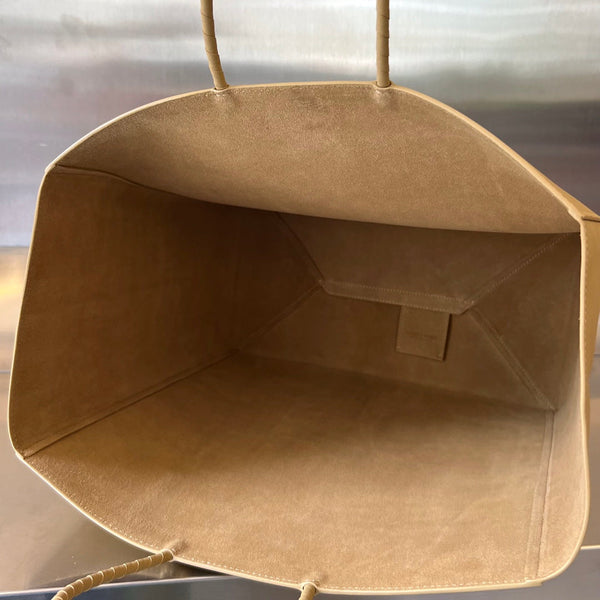 MEDIUM 32 BROWN BAG KRAFT CALFSKIN