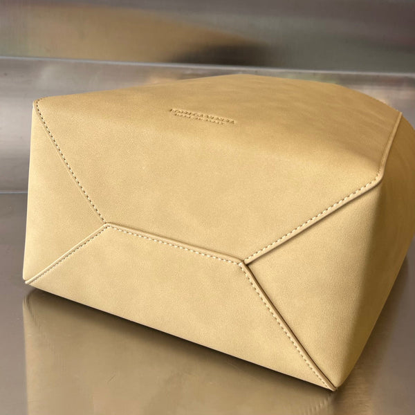 SMALL 26 BROWN BAG KRAFT CALFSKIN