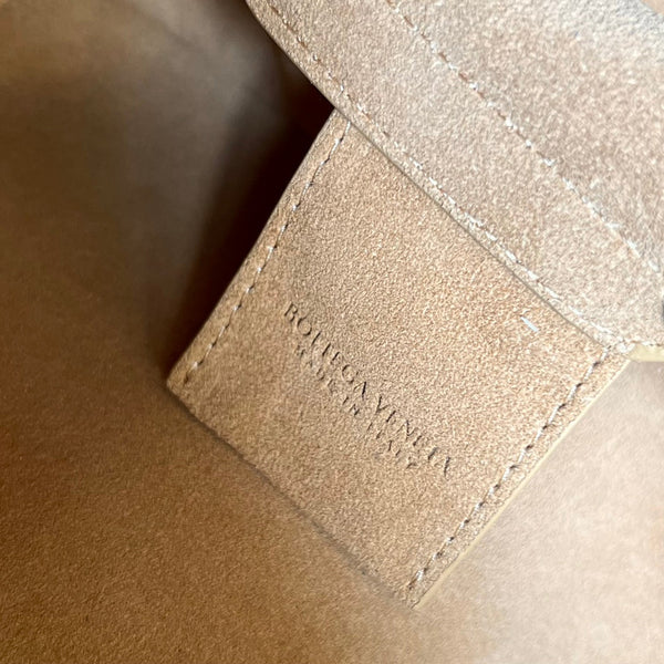 SMALL 26 BROWN BAG KRAFT CALFSKIN