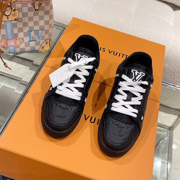 LV 1AHTB0 Trainer Sneaker Black Monogram-Embossed Leather Lace 626731