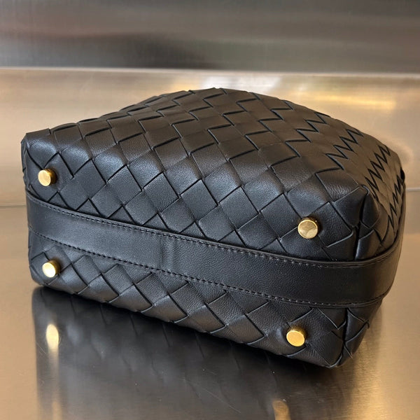 BORSA WALLACE 22 IN PELLE DI VITELLO NERA