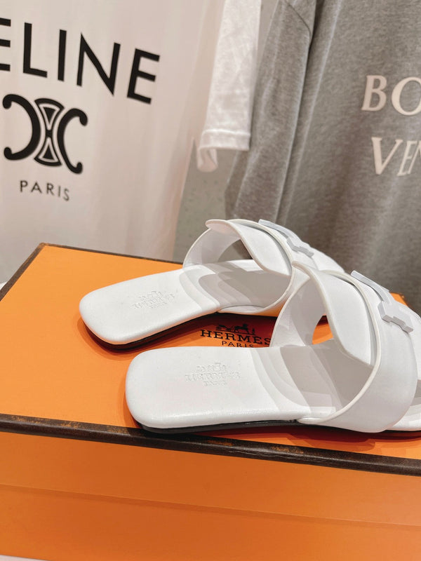 CLASSIC H BUCKLE SANDALS WHITE LAMBSKIN