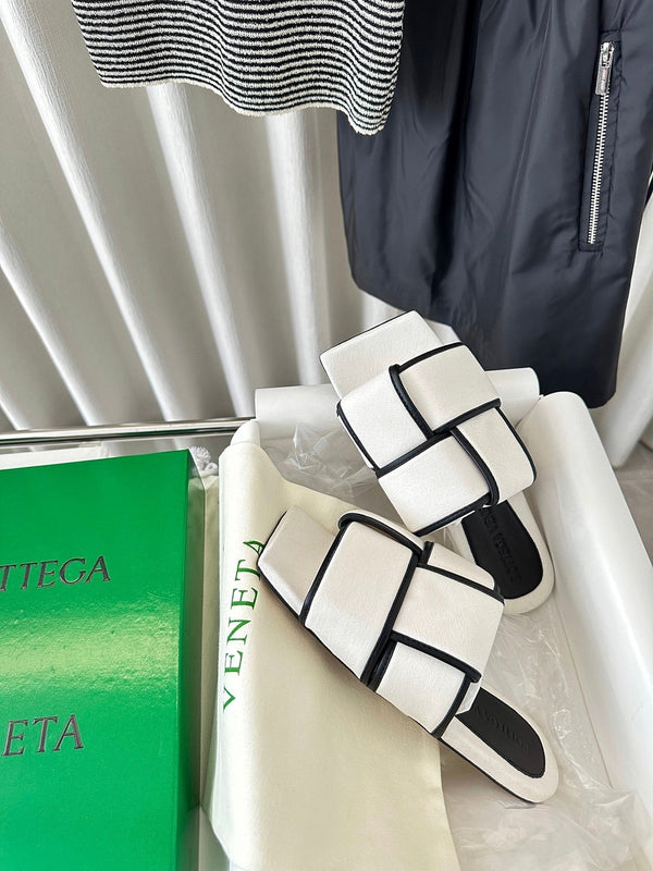 patch mule flat white black cotton lambskin