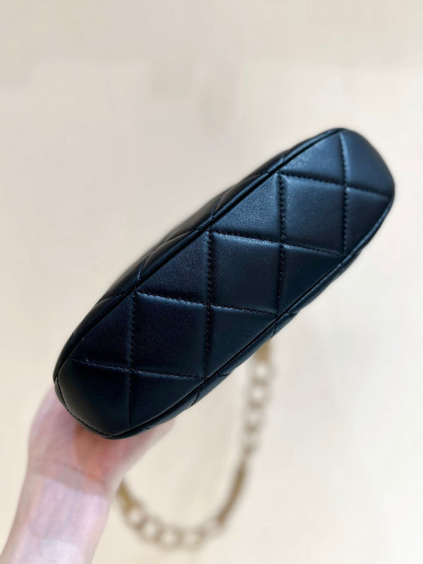 CC 23A Advanced Handicraft24cm Black Sheepskin Light GHW