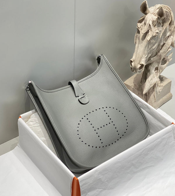 Evelyne 29cm Grigio Togo Shw